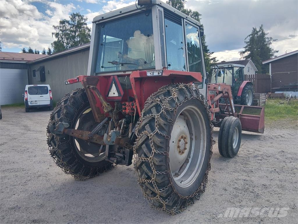 Massey Ferguson 675 トラクター