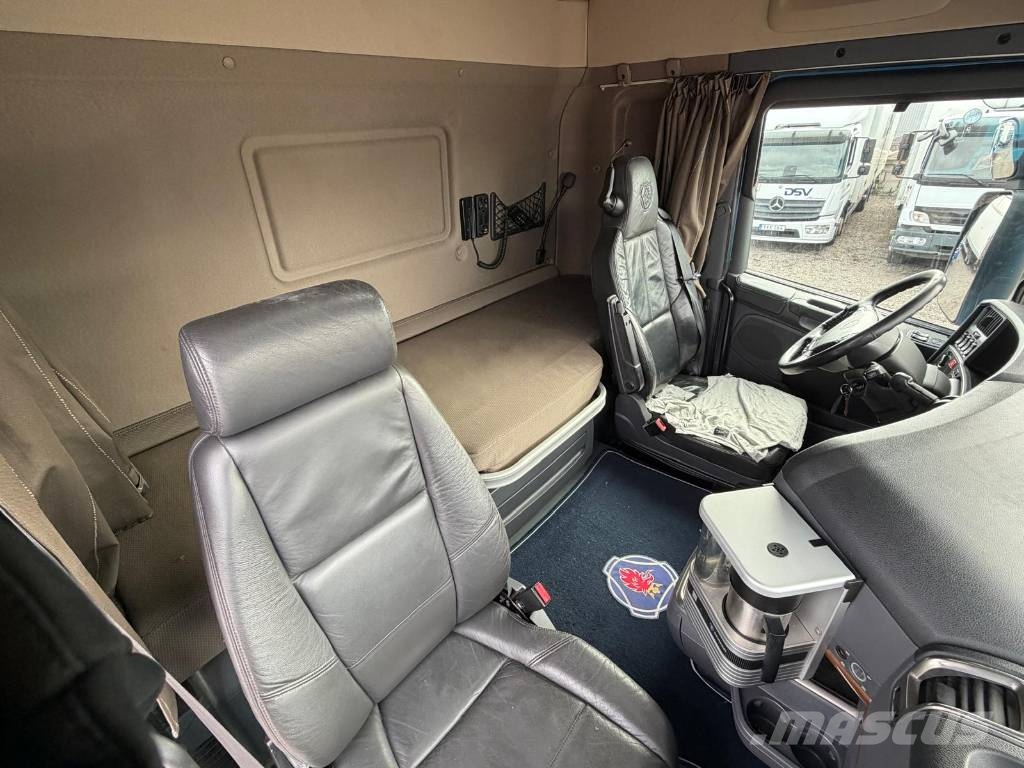 Scania R580LB6X2MNB Serie 1340 Camiones con chasís y cabina