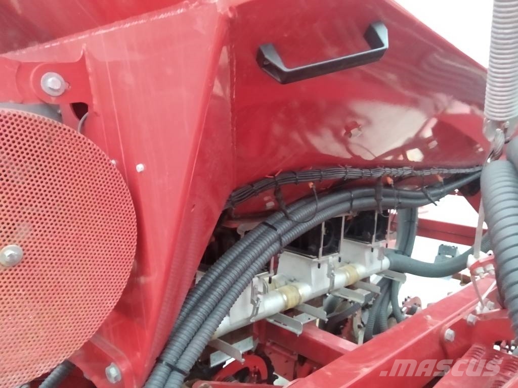 Horsch Avatar 4.16 SD Mechanické sejačky