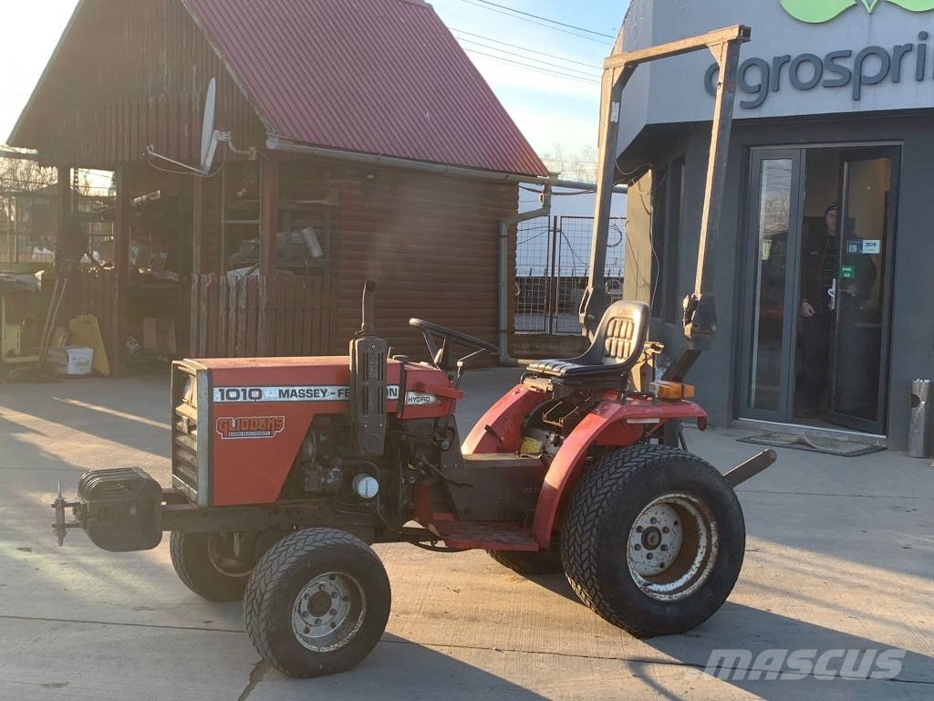 Massey Ferguson 1010 Traktorer