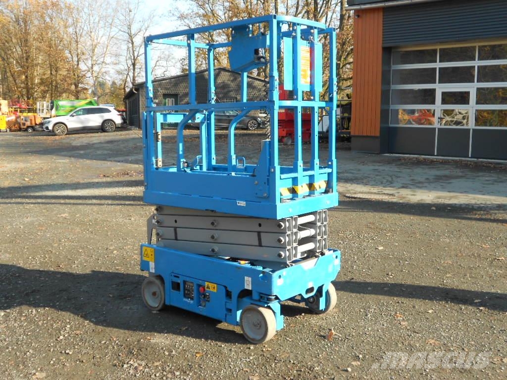 Genie GS 1330 Žirkliniai keltuvai