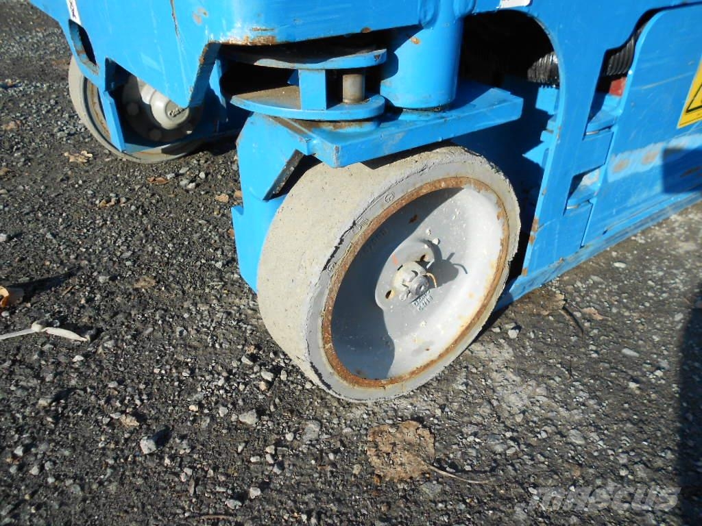 Genie GS 1330 Žirkliniai keltuvai