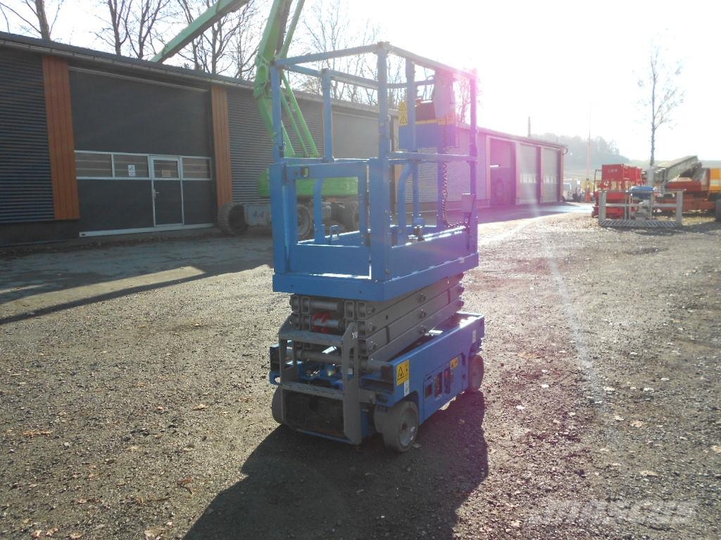 Genie GS 1330 Žirkliniai keltuvai
