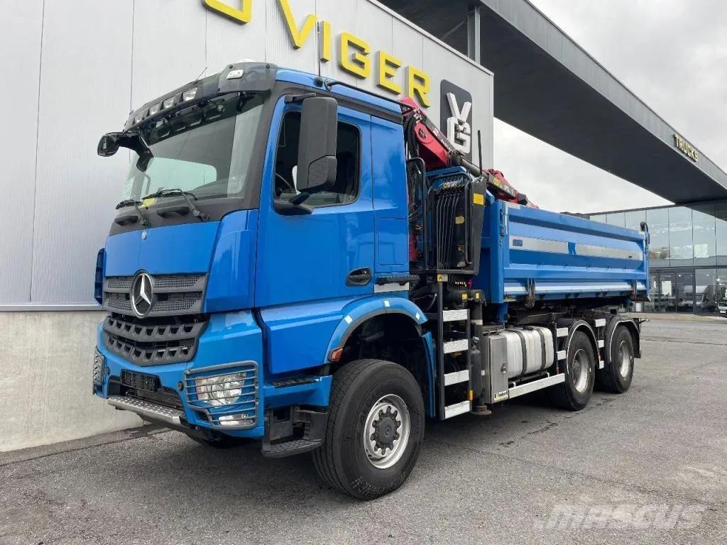 Mercedes-Benz Arocs 3342 *6x6*meegestuurd as*2zijdige kipper*Air Savivarčių priekabų vilkikai