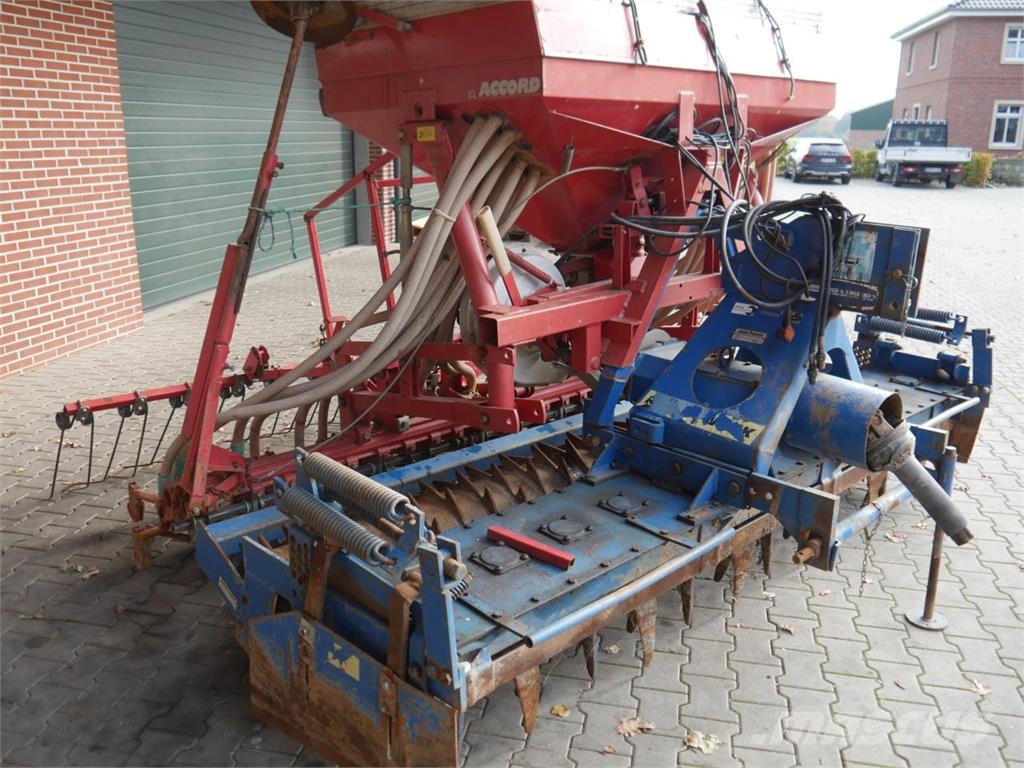 Accord Rabe PKE 300 + Aufbaudrille Kombinirane sejalnice