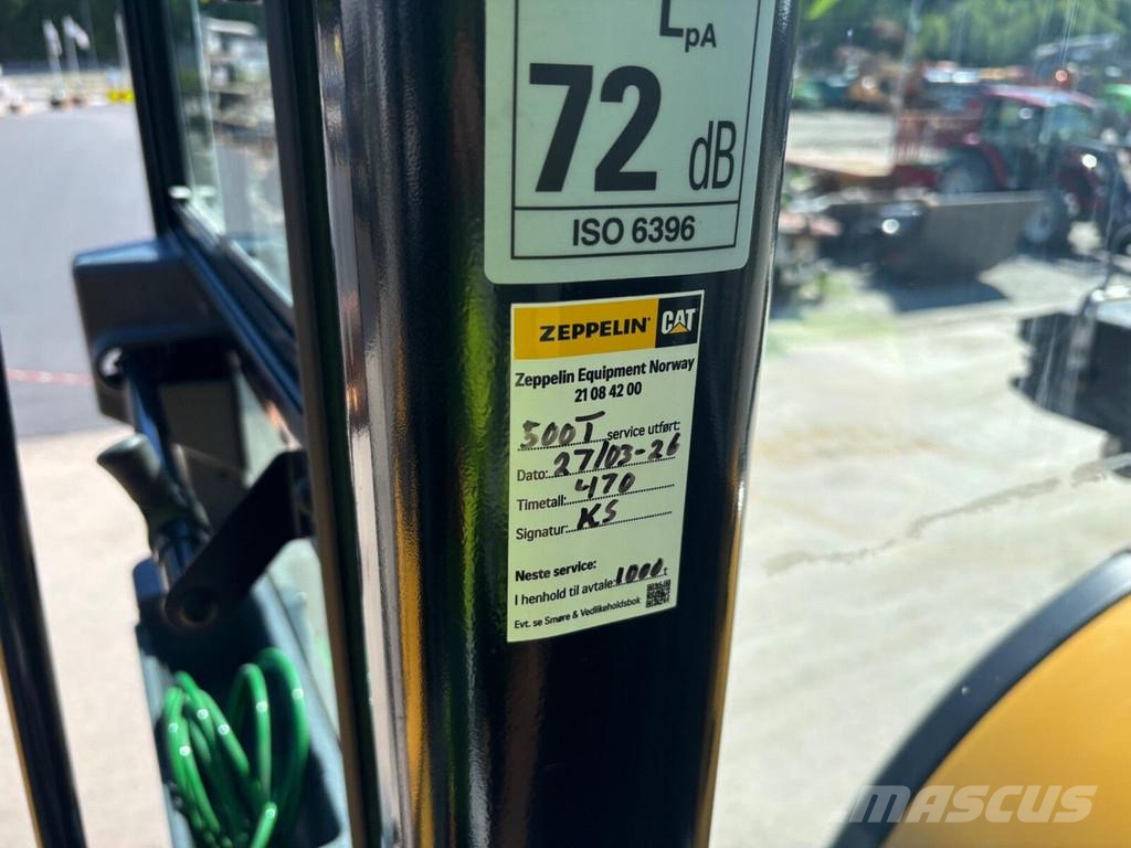 CAT 980 Iekrāvēji uz riteņiem