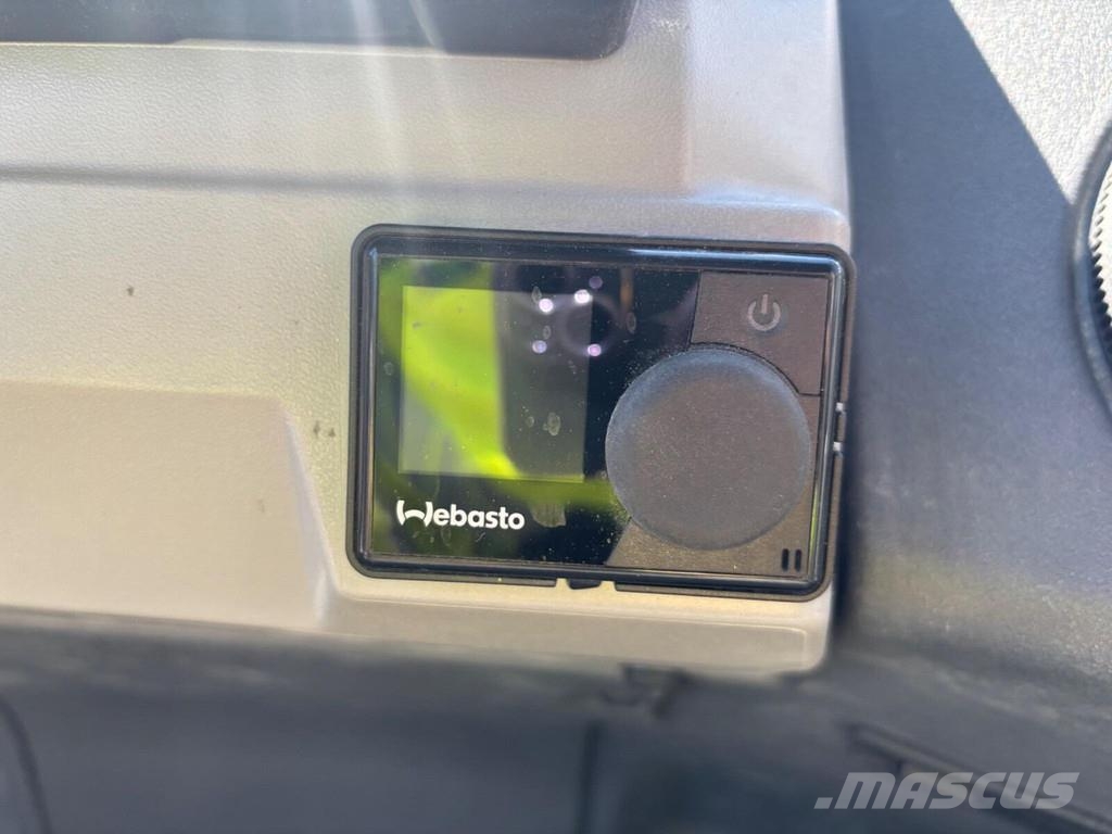 CAT 980 Iekrāvēji uz riteņiem