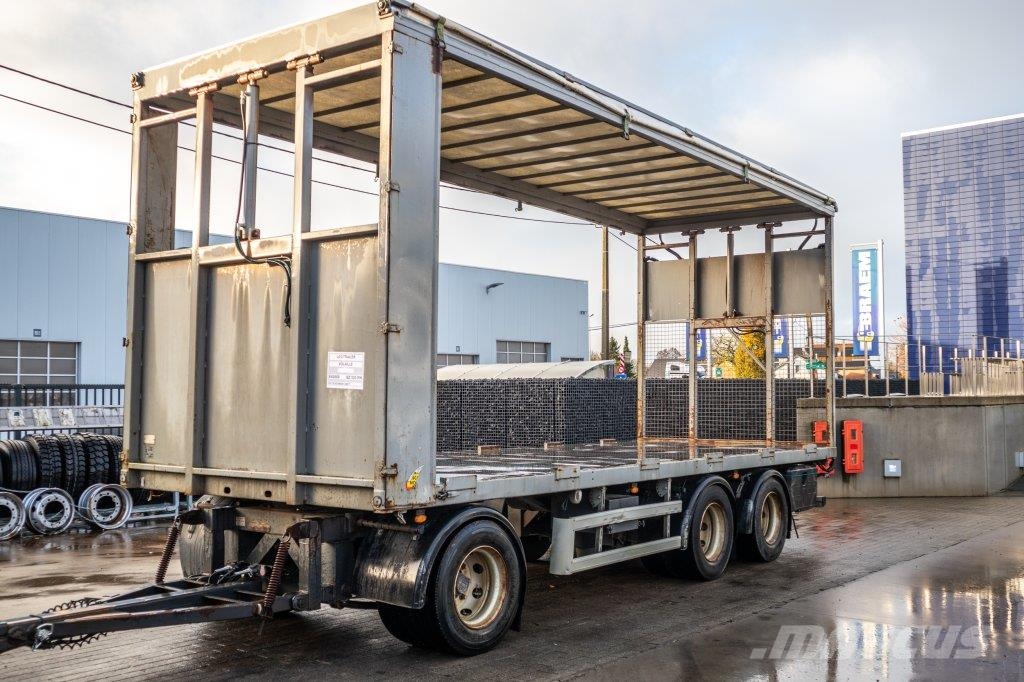Lecitrailer VOLAILLE/GEFLÛGEL/POULTRY+REHAUSSABLE Platformas/izkraušana no sāniem