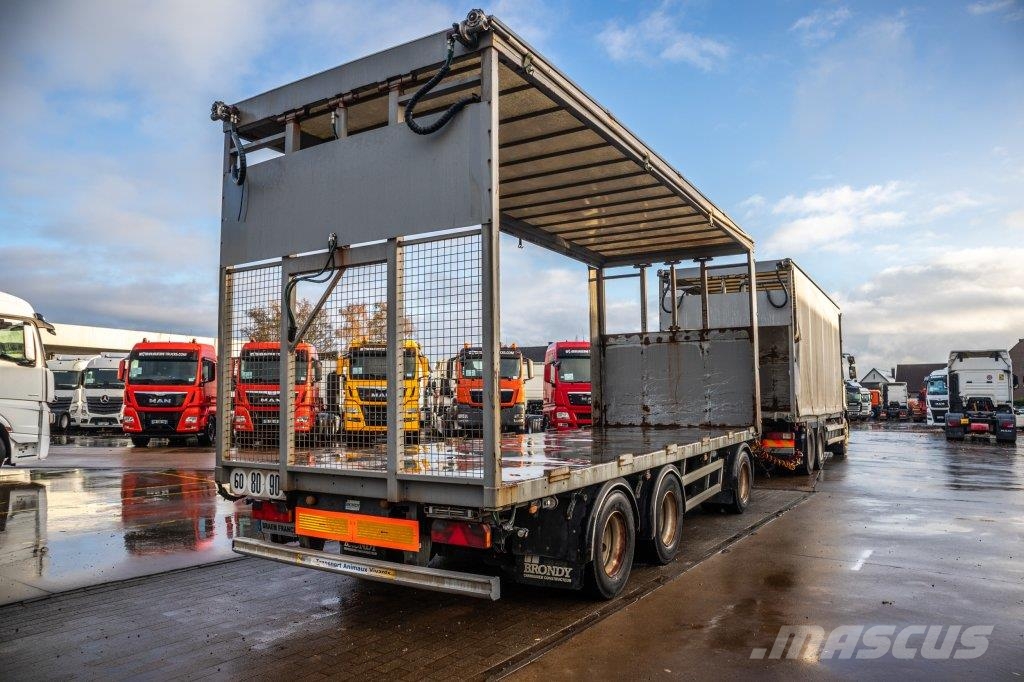 Lecitrailer VOLAILLE/GEFLÛGEL/POULTRY+REHAUSSABLE Platformas/izkraušana no sāniem