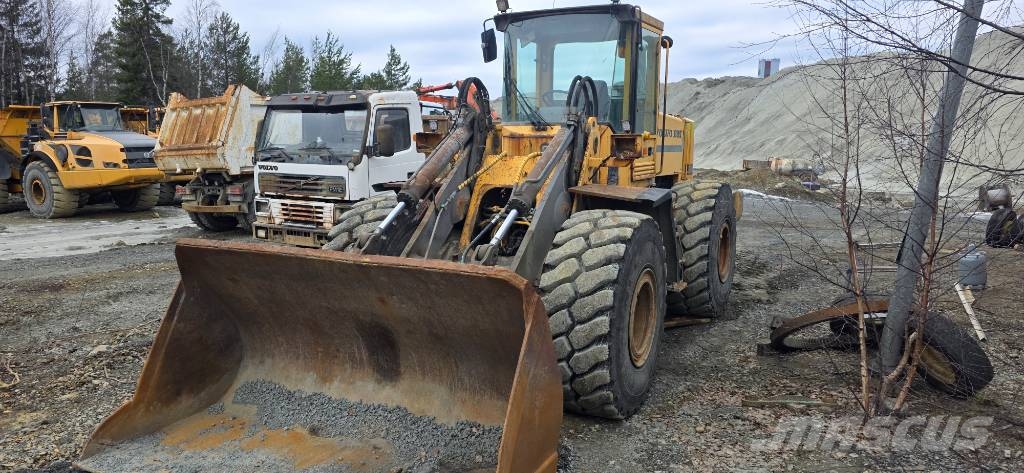 Volvo L 120 Wheel loaders