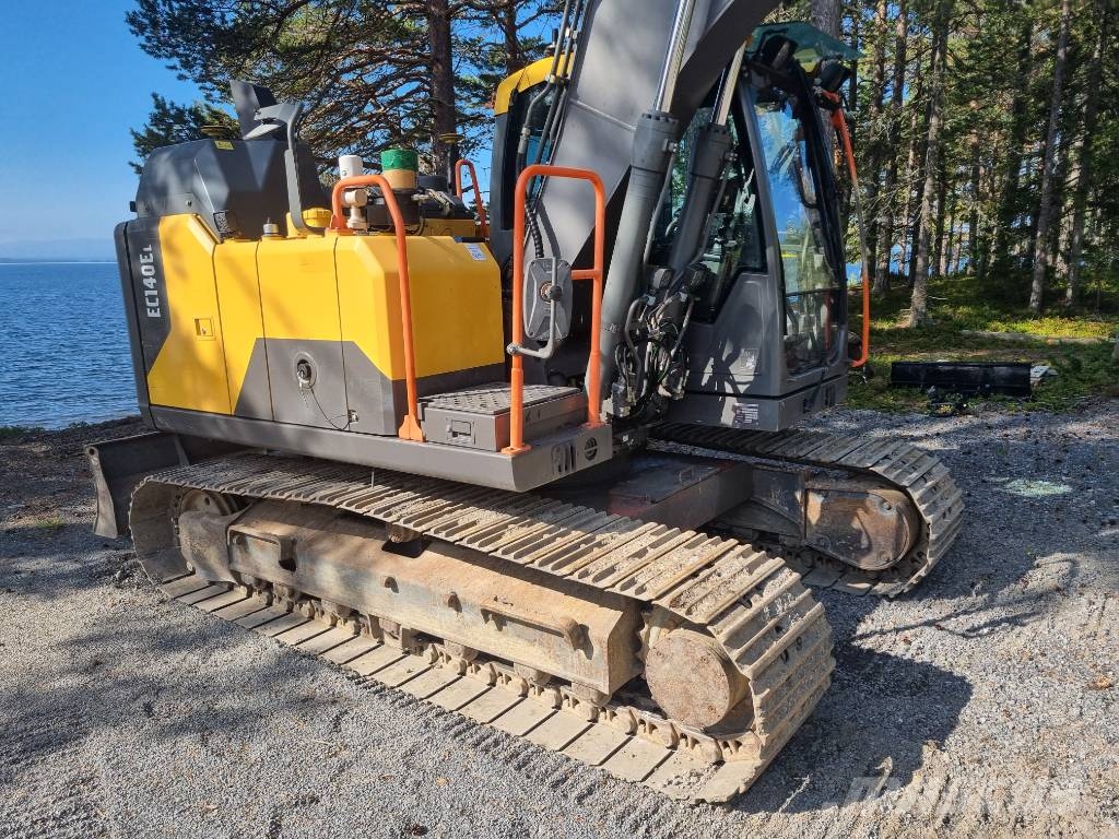 Volvo EC 140 EL Bandgrävare