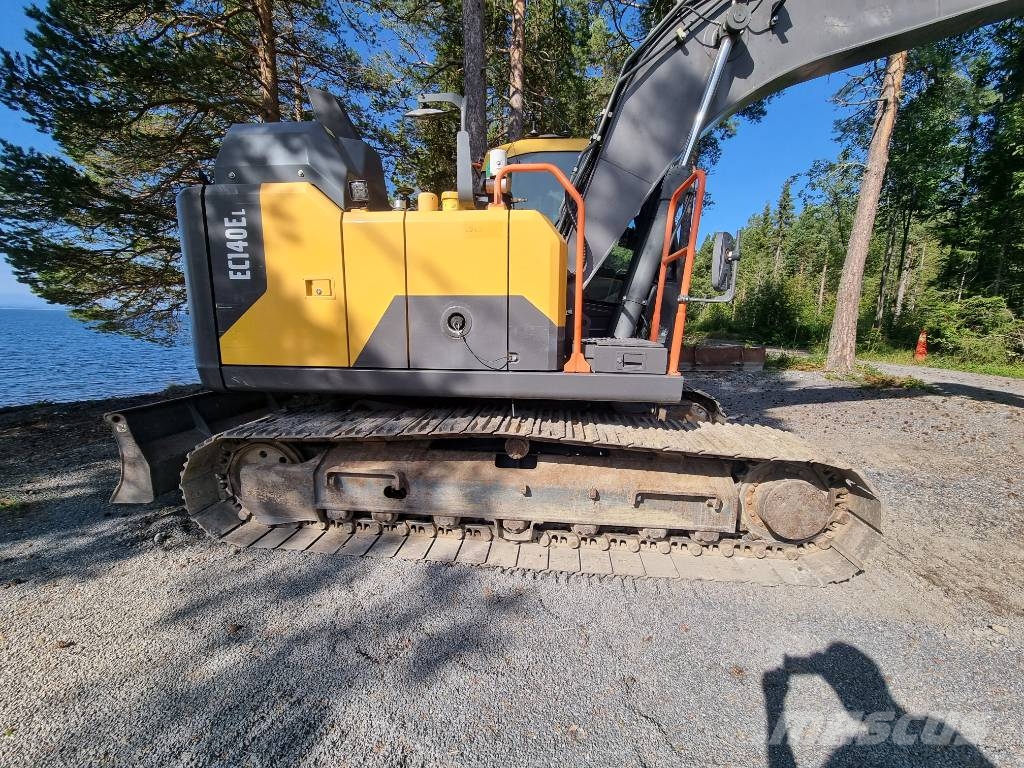 Volvo EC 140 EL Bandgrävare