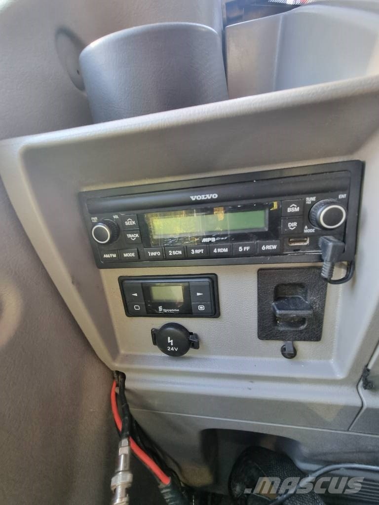 Volvo EC 140 EL Bandgrävare