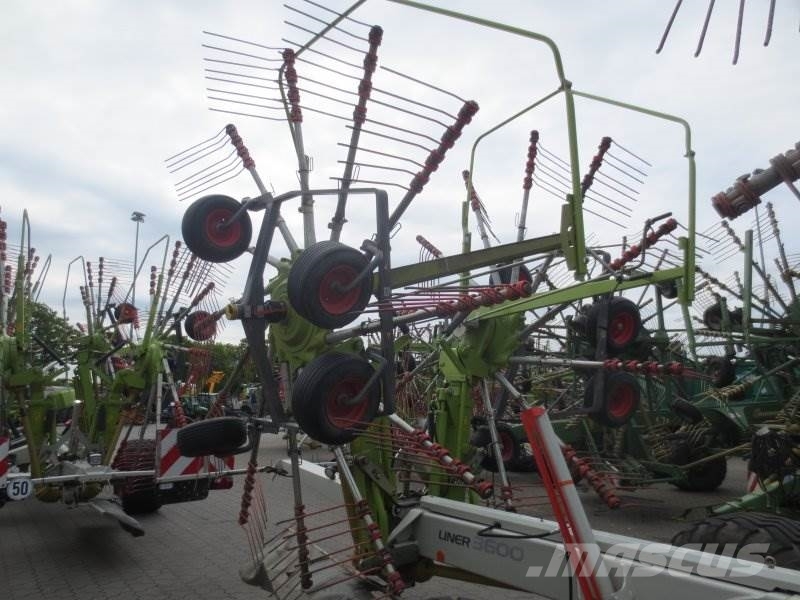 CLAAS LINER 3600 Прибиральні комбайни