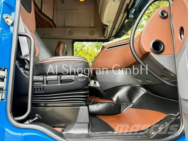 DAF XF 530 Superspace/Voll Luft/Retarder/Euro6 Nyergesvontatók