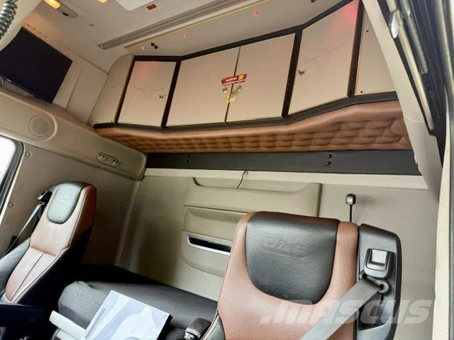 DAF XF 530 Superspace/Voll Luft/Retarder/Euro6 Седельные тягачи