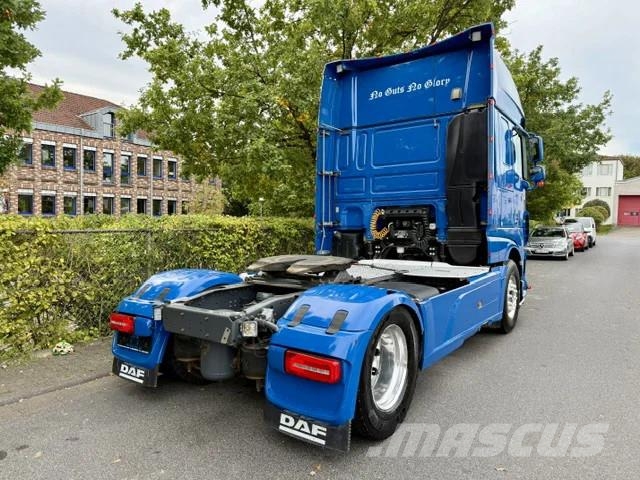 DAF XF 530 Superspace/Voll Luft/Retarder/Euro6 Седельные тягачи