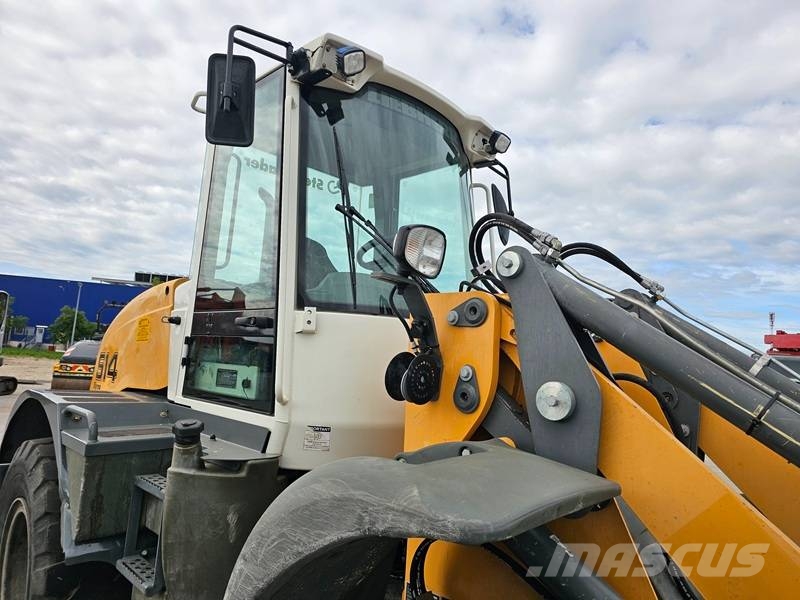 Liebherr L 514 Kolesni nakladalci