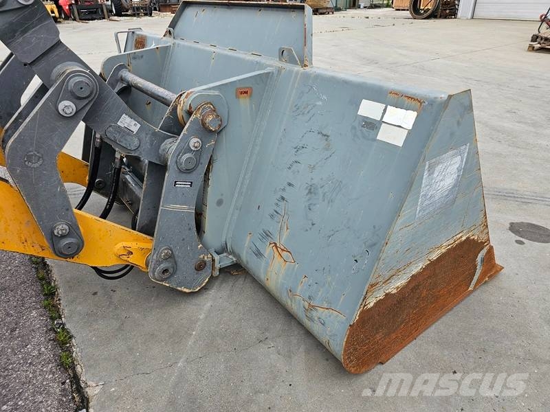 Liebherr L 514 Kolesni nakladalci
