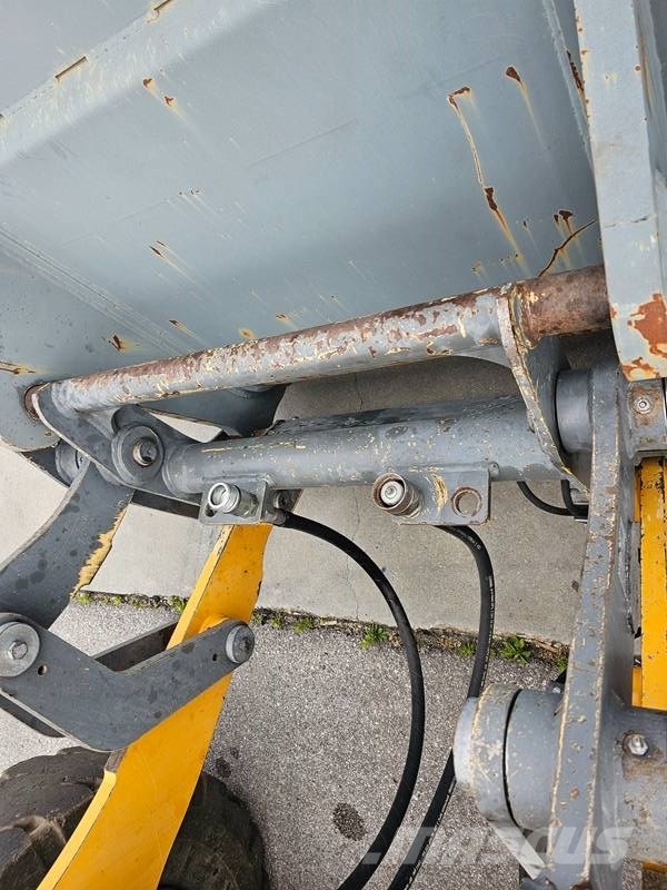 Liebherr L 514 Kolesni nakladalci