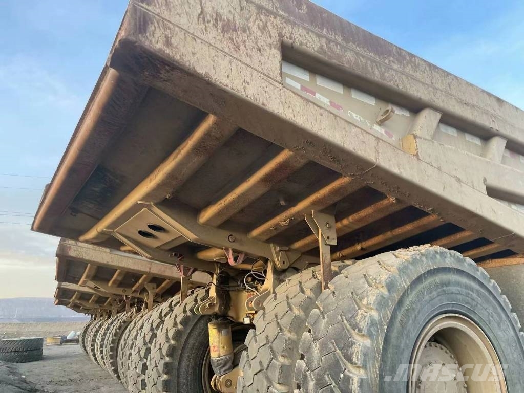 CAT 777 E Požeminės kasybos sunkvežimiai