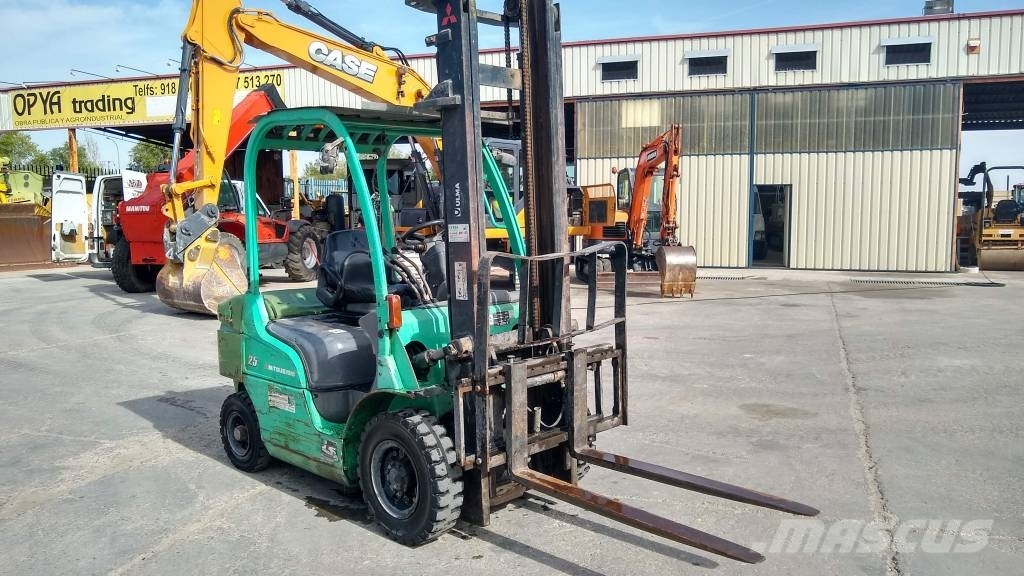 Mitsubishi FD 25 N Dizelski viličarji