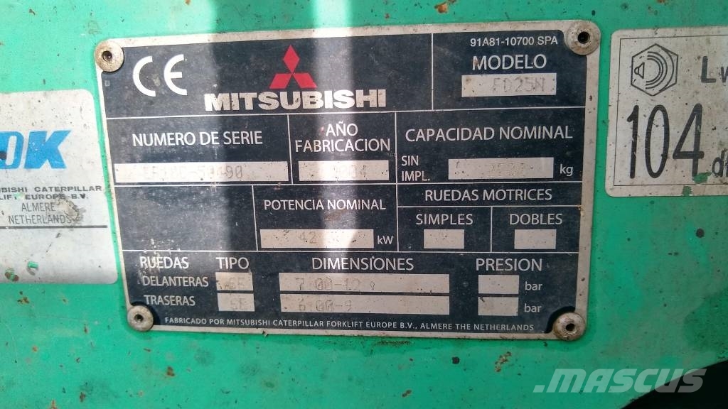 Mitsubishi FD 25 N Dizelski viličarji