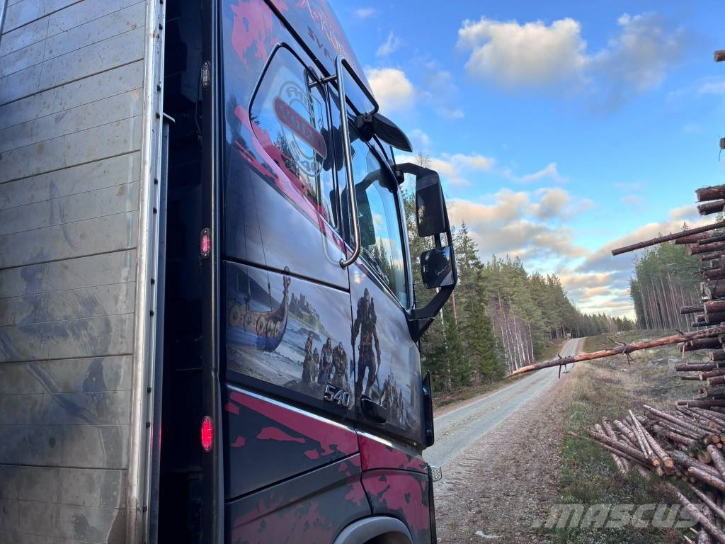 Volvo FH 13 540 Camion trasporto legname