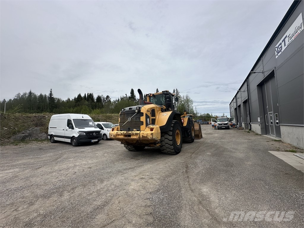 Volvo L250G Wielladers
