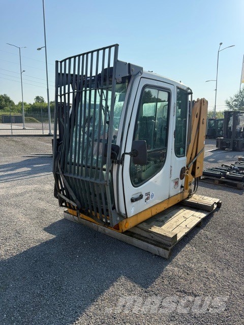 Liebherr A 934 C USED CAB + LIFT Кабины и интерьер