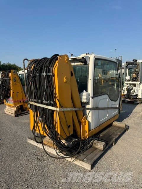 Liebherr A 934 C USED CAB + LIFT Кабины и интерьер