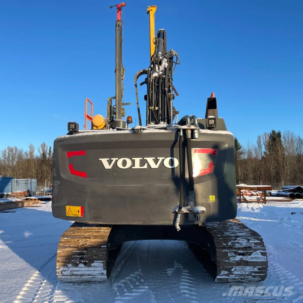 Volvo EC 250 EL Consolidare de santuri