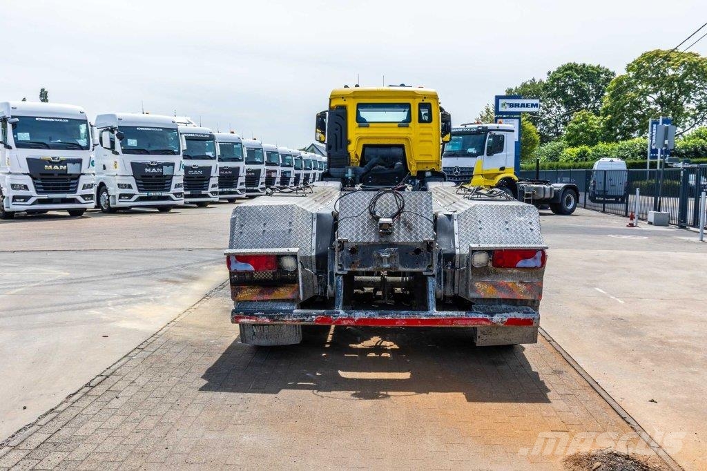 MAN TGS 49.400 10X4-6 BB Camiones con chasís y cabina