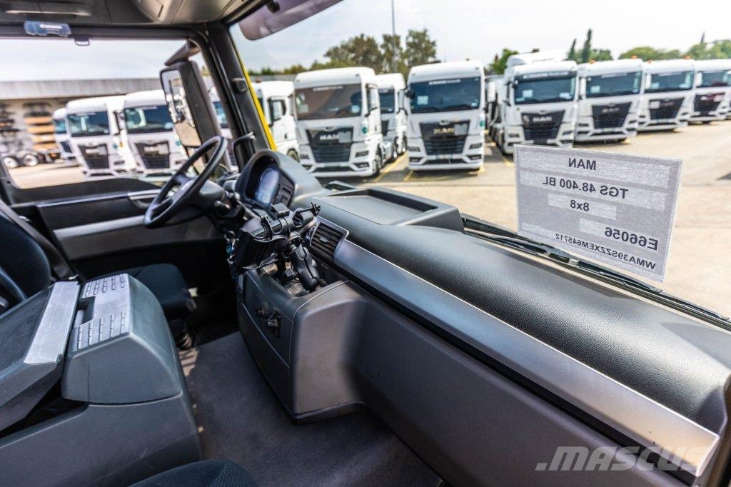 MAN TGS 49.400 10X4-6 BB Camiones con chasís y cabina