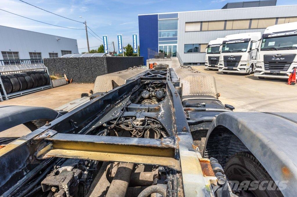 MAN TGS 49.400 10X4-6 BB Camiones con chasís y cabina