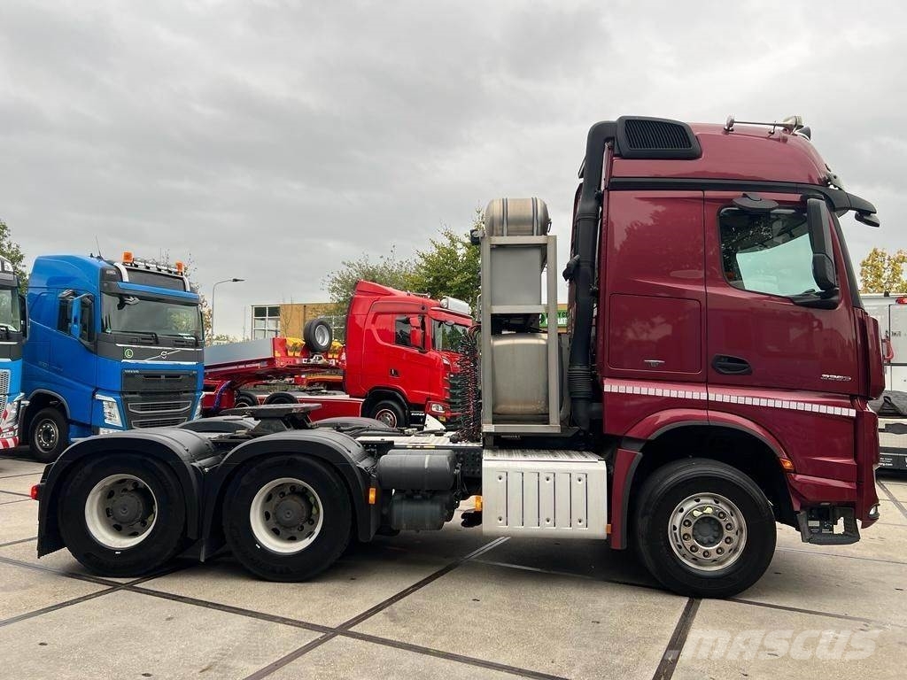 Mercedes-Benz Arocs 3363 Actros 3363 曳引機組件