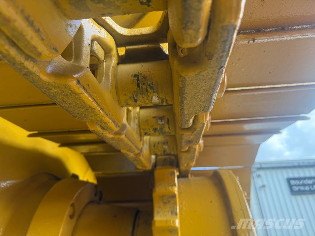CAT D 6 LGP Kāpurķēžu buldozeri