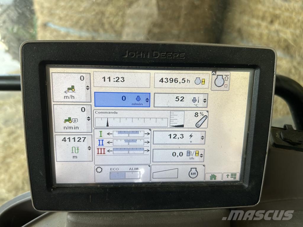 John Deere 6140R トラクター