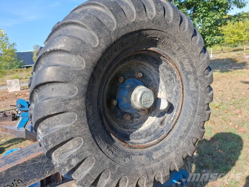 SILVINOV LANDAISE - DEBROUSSAILLEUSE Muut metsäkoneet