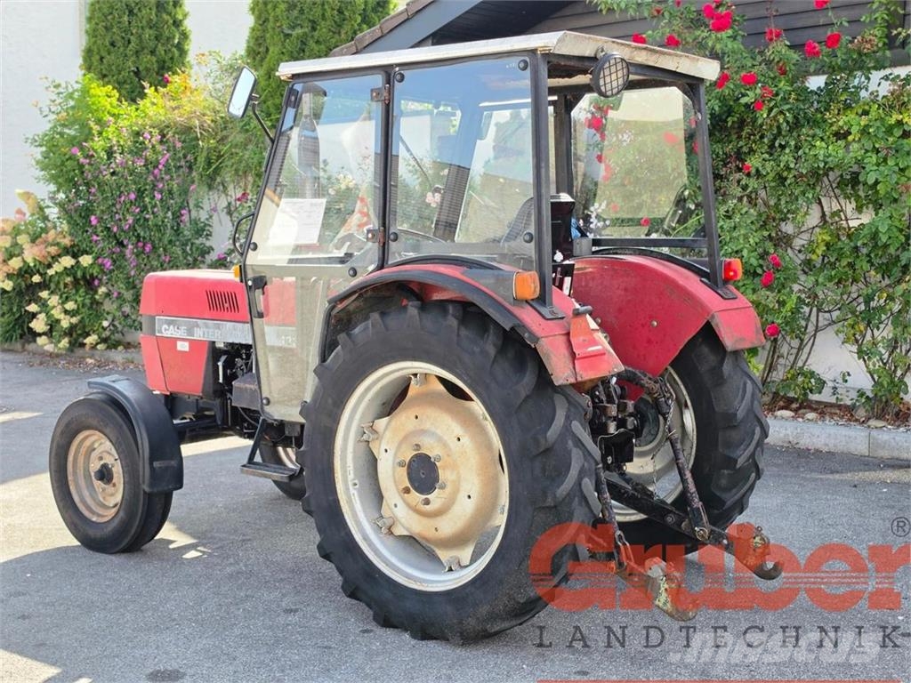Case IH 433 Traktory