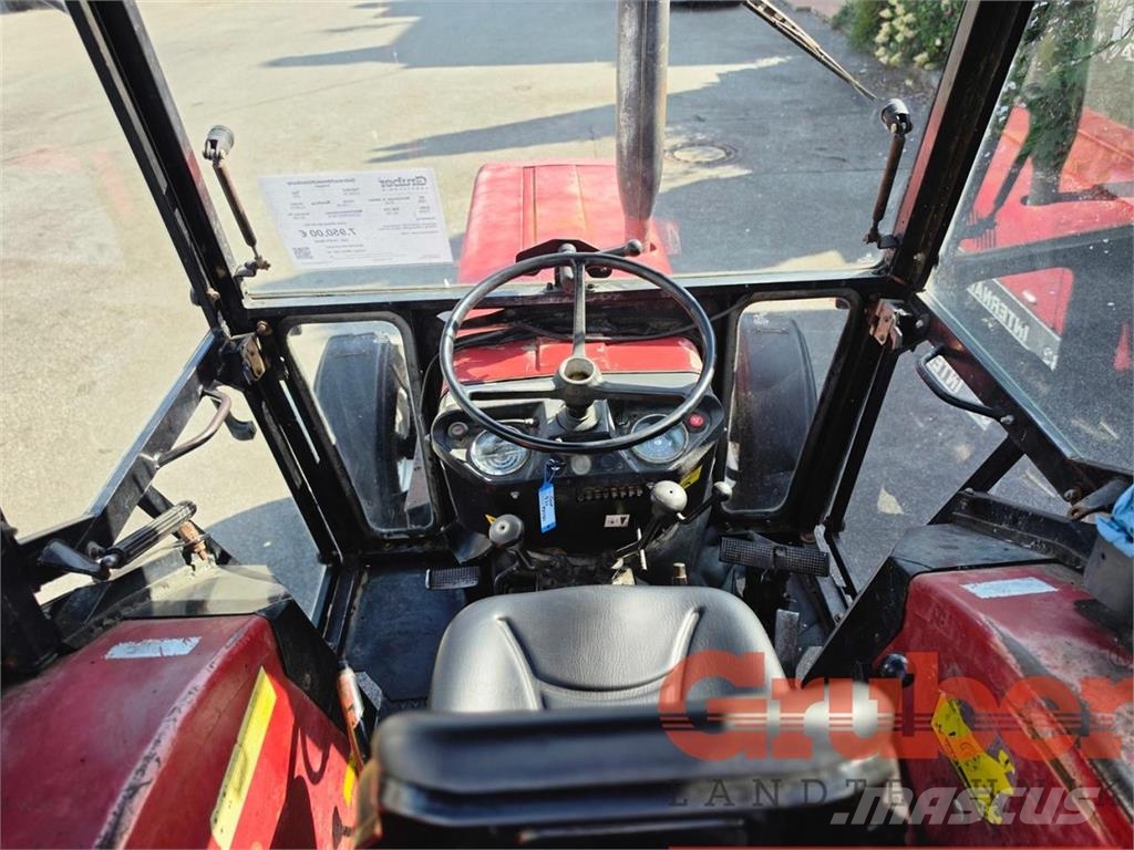 Case IH 433 Traktory