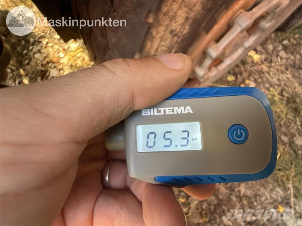 Istrail TN144 Sora- ja kippiperävaunut