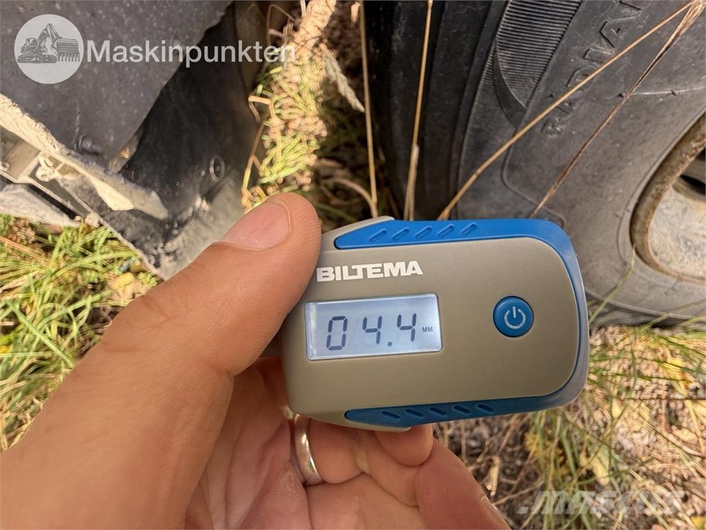 Istrail TN144 Sora- ja kippiperävaunut