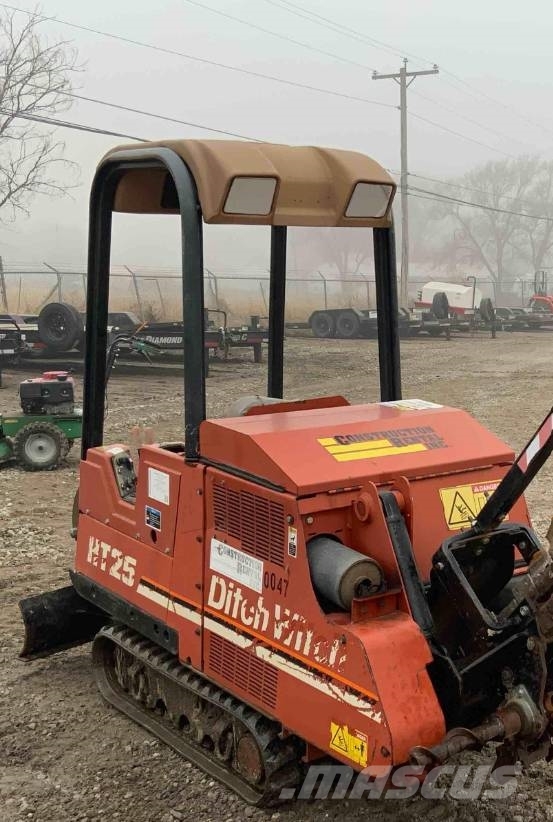 Ditch Witch Trancher HT 25 - 2003 Tunelių ir požeminės kasybos grąžtai