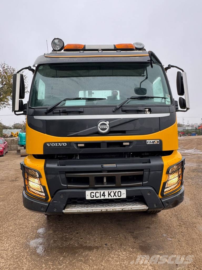 Volvo FM 12 Rol kiper kamioni sa kukom za podizanje tereta