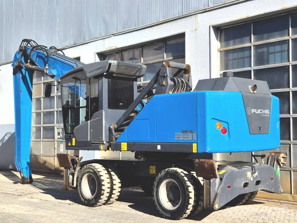 Fuchs MHL 331 F Materialumschlag