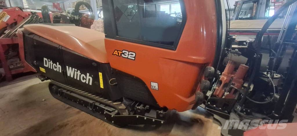 Ditch Witch AT 32 Обладнання для горизонтального буріння