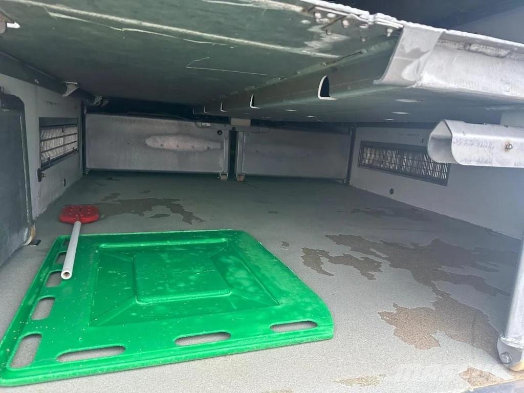 Berdex NO BERDEX HMK 4 stock livestock trailer SPF Naczepy do transportu zwierząt