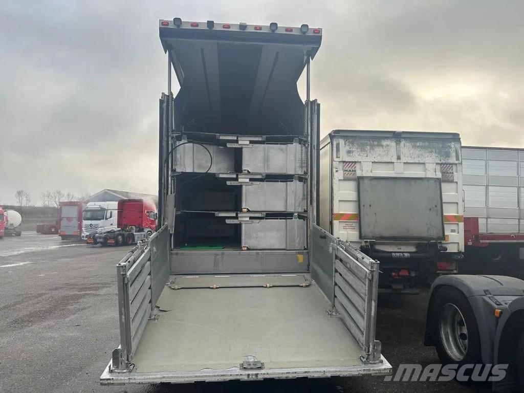 Berdex NO BERDEX HMK 4 stock livestock trailer SPF Naczepy do transportu zwierząt