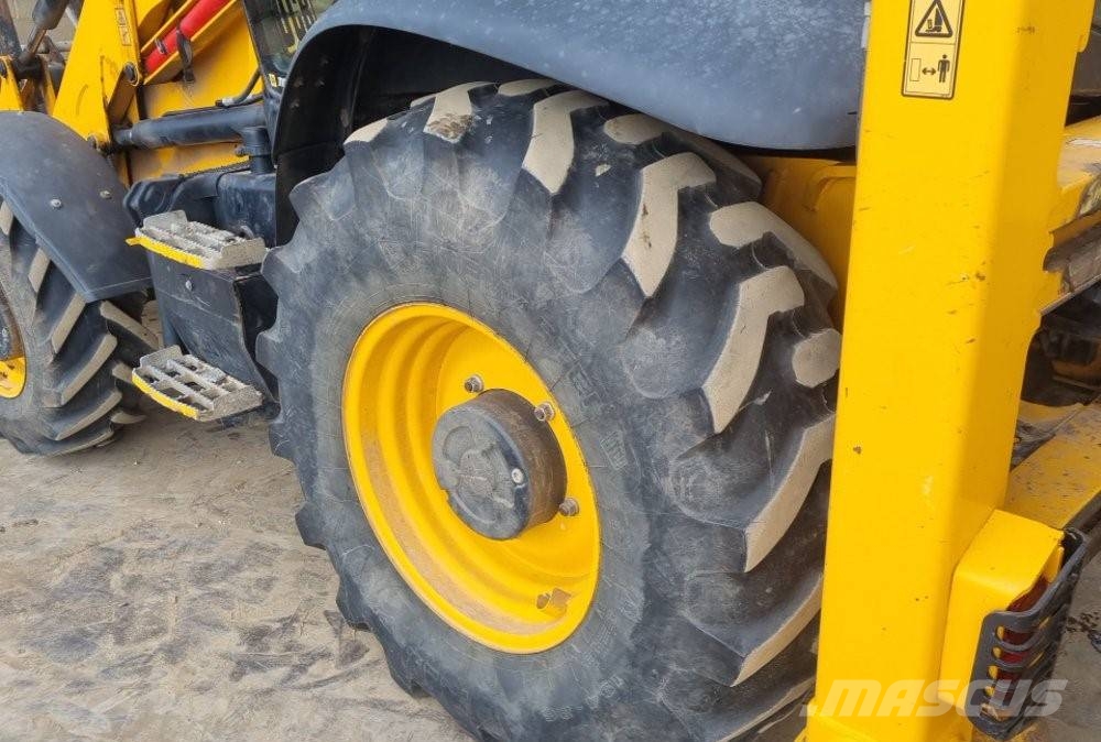 JCB 3 CX ECO Ekskavatori-iekrāvēji